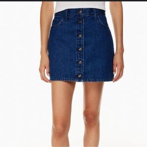 Aritzia Wilfred free Jean  button skirt “Shania”